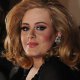 Elhalmozva: sztárok kedveskednek Adele kisfiának