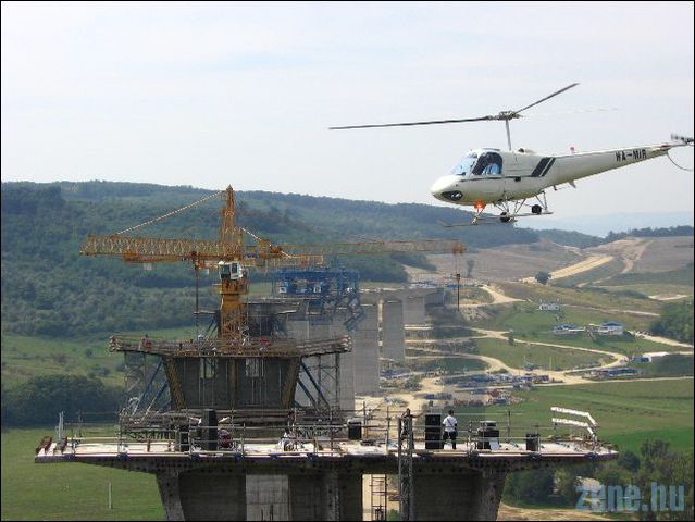  (Copyright: Hooligans)