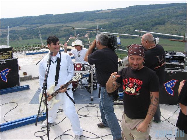  (Copyright: Hooligans)