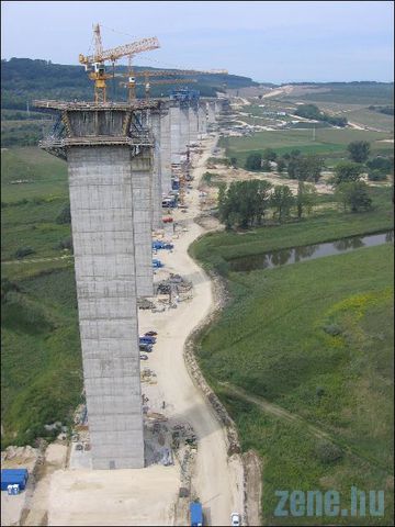  (Copyright: Hooligans)