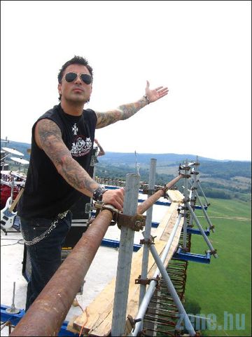  (Copyright: Hooligans)