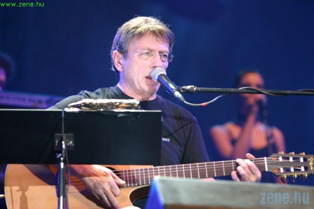  (Copyright: Sir Oesh)