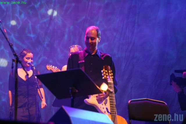  (Copyright: Sir Oesh)