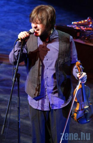  (Copyright: Petró Adri)