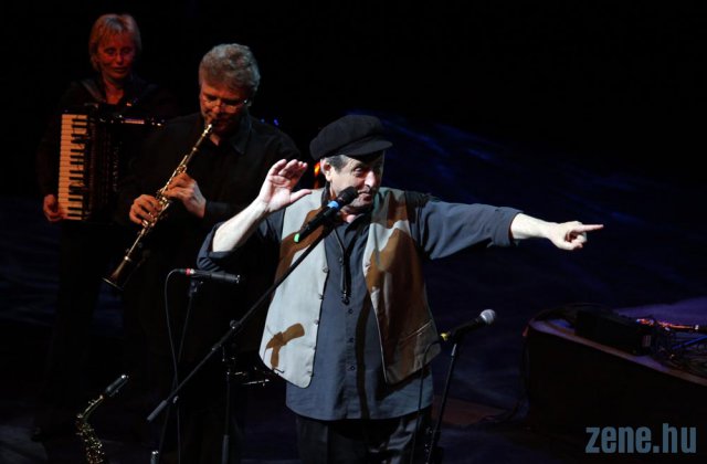  (Copyright: Petró Adri)