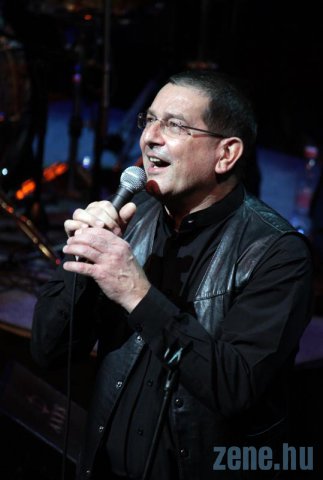  (Copyright: Petró Adri)