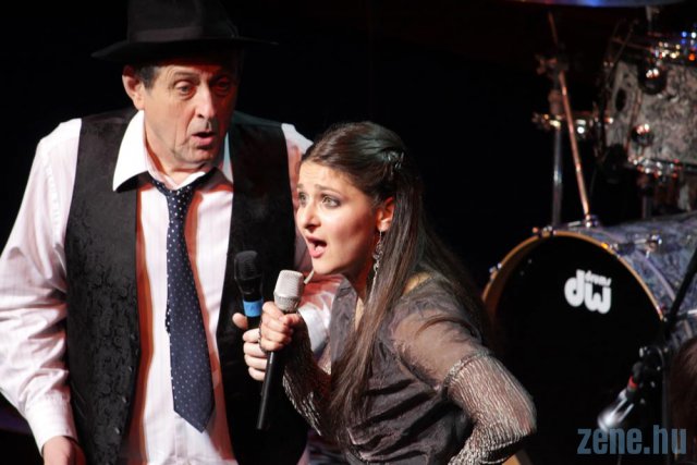  (Copyright: Petró Adri)