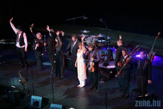  (Copyright: Petró Adri)