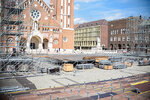
	Már építik a Szegedi Szabadtéri Játékok Dóm téri helyszínét
