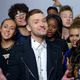 
	Soha nem volt ilyen jó: Timberlake-kel énekel a néhai popikon!
