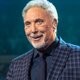 
	Tom Jones júliusban Budapesten lép fel
